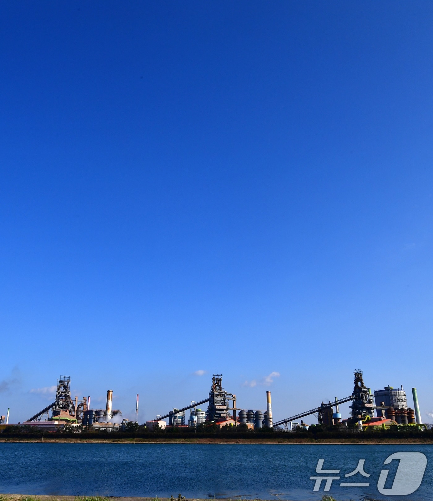 포스코 포항제철소. (뉴스 1 자료, 재판매 및 DB금지) 2025.12.15/뉴스1 ⓒ News1 최창호 기자