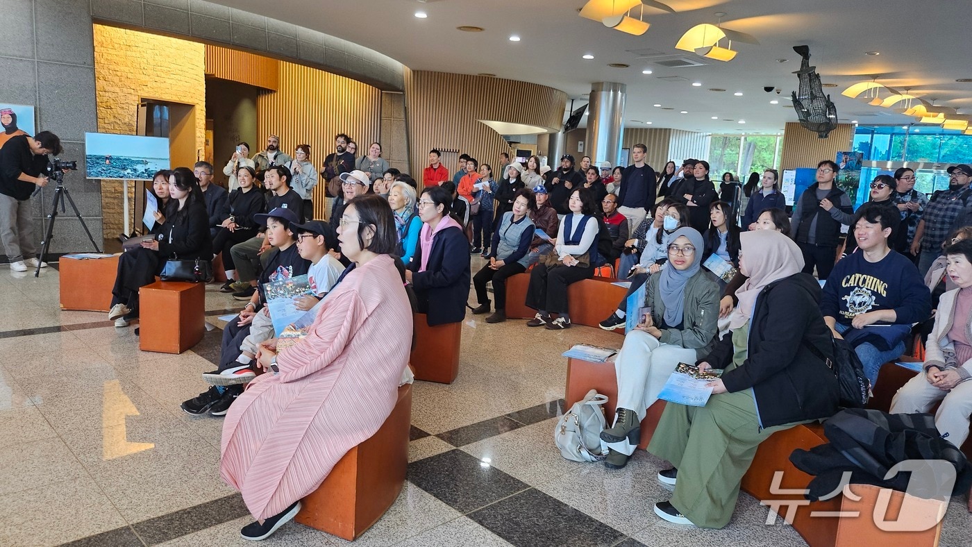 제주 해녀박물관 방문객(제주도 제공)/뉴스1