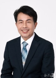 진보당 윤종오 의원.