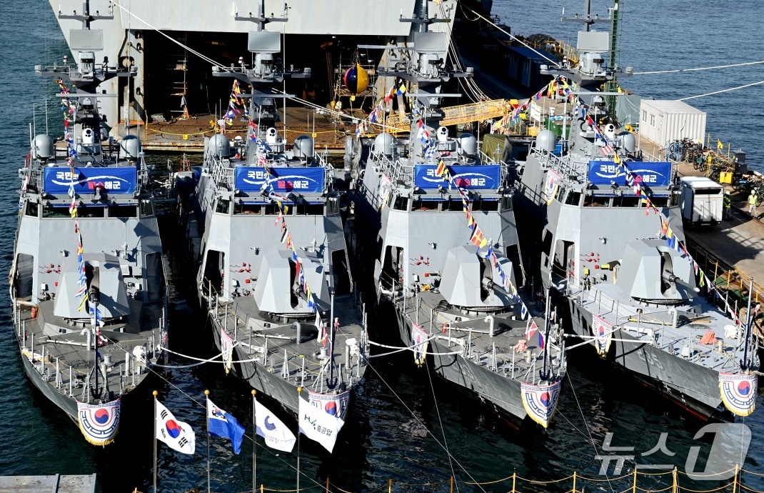 신형고속정 4척 통합진수식 모습.(HJ중공업 제공. 재판매 및 DB금지)