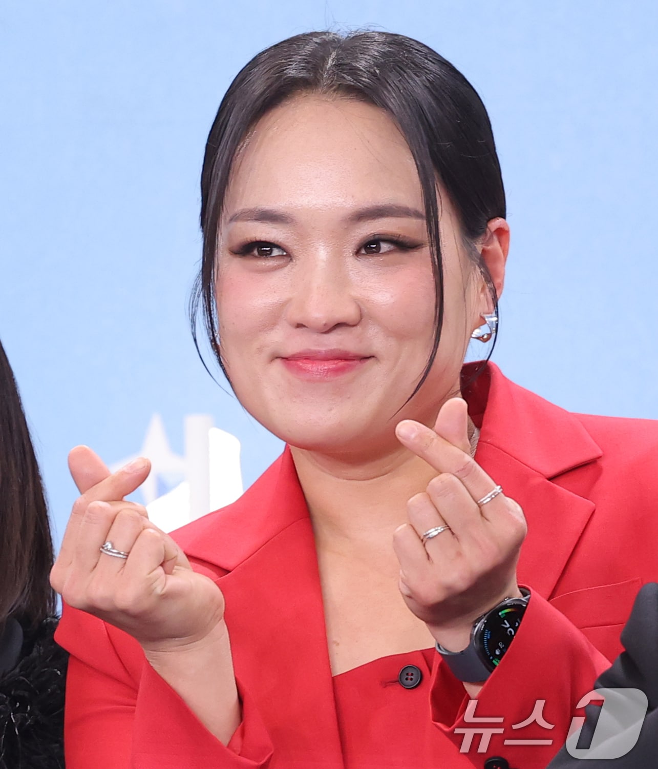 ‘사장님 귀는 당나귀 귀’ 정지선 셰프가 20일 서울 영등포구 KBS홀에서 열린 ‘2025 KBS 연예대상’에 참석해 포즈를 취하고 있다. 2025.12.20/뉴스1 ⓒ News1 권현진 기자