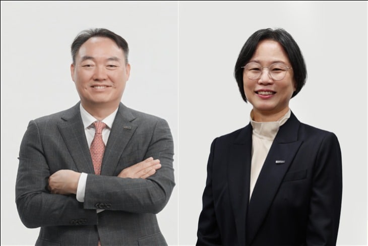 왼쪽부터 정웅제 영업부문장과 박경숙 생산품질부문장.(보령 제공)