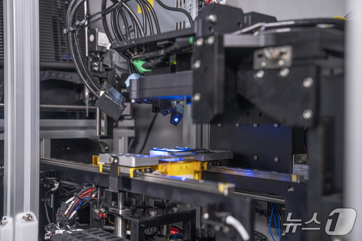 식중독균을 동시에 고감도로 진단하는 멀티 형광 센서(기계연 제공) /뉴스1