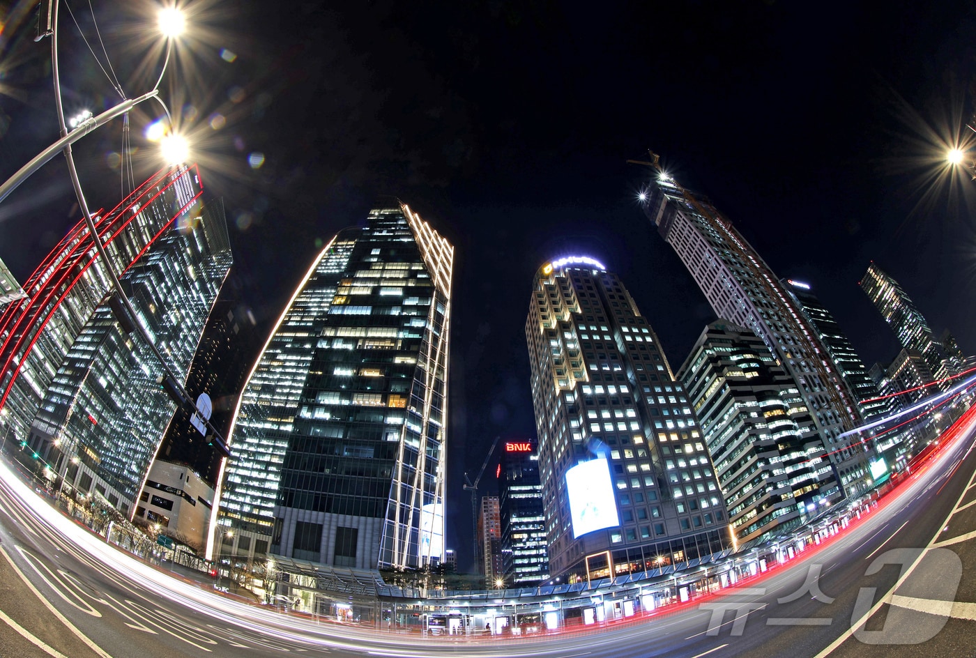 서울 영등포구 여의도 증권가. 2025.12.28 ⓒ 뉴스1 장수영 기자