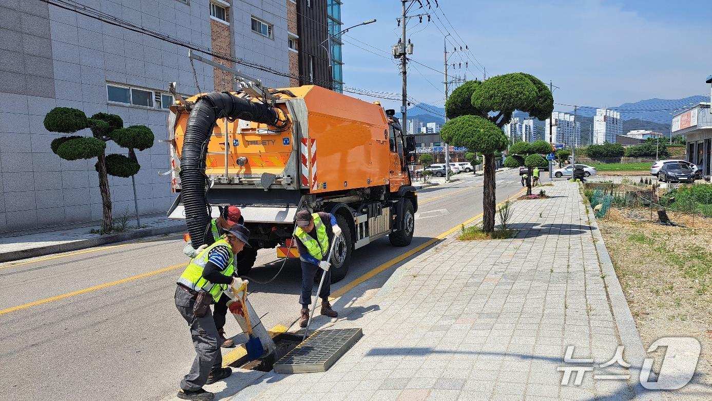 강원 동해시 현장대응 기동처리반.(동해시 제공, 재판매 및 DB 금지) 2025.12.29/뉴스1
