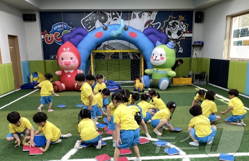 경북교육청이 유치원·어린이집 통합을 앞두고 이달부터 내년 2월까지 기관별 특색을 살린 ‘온&#40;溫&#41;하루&#41;’ 사업을 추진한다.&#40;경북도 제공. 재판매 및 DB금지&#41; /뉴스1