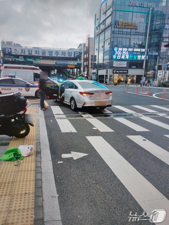 지난해 10월 19일 오후 2시 55분쯤 부산 중구 남포동 자갈치교차로 교통사고 현장.(부산경찰청 제공. 재판매 및 DB 금지)