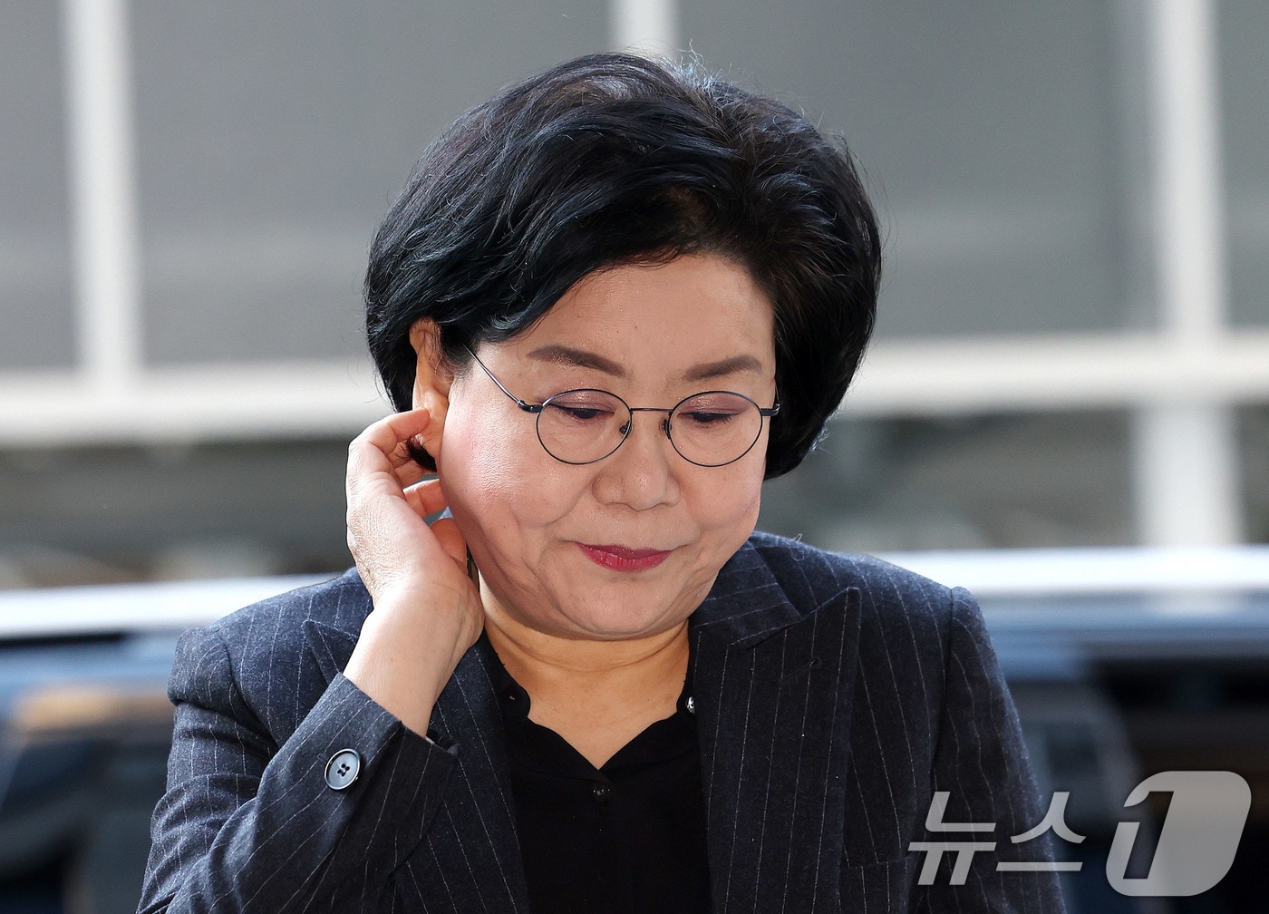 초대 기획예산처 장관 후보자로 지명된 이혜훈 전 국민의힘 의원이 30일 오전 서울 중구 예금보험공사에 마련된 인사청문회 준비 사무실로 출근하고 있다.  2025.12.30/뉴스1 ⓒ News1 박지혜 기자
