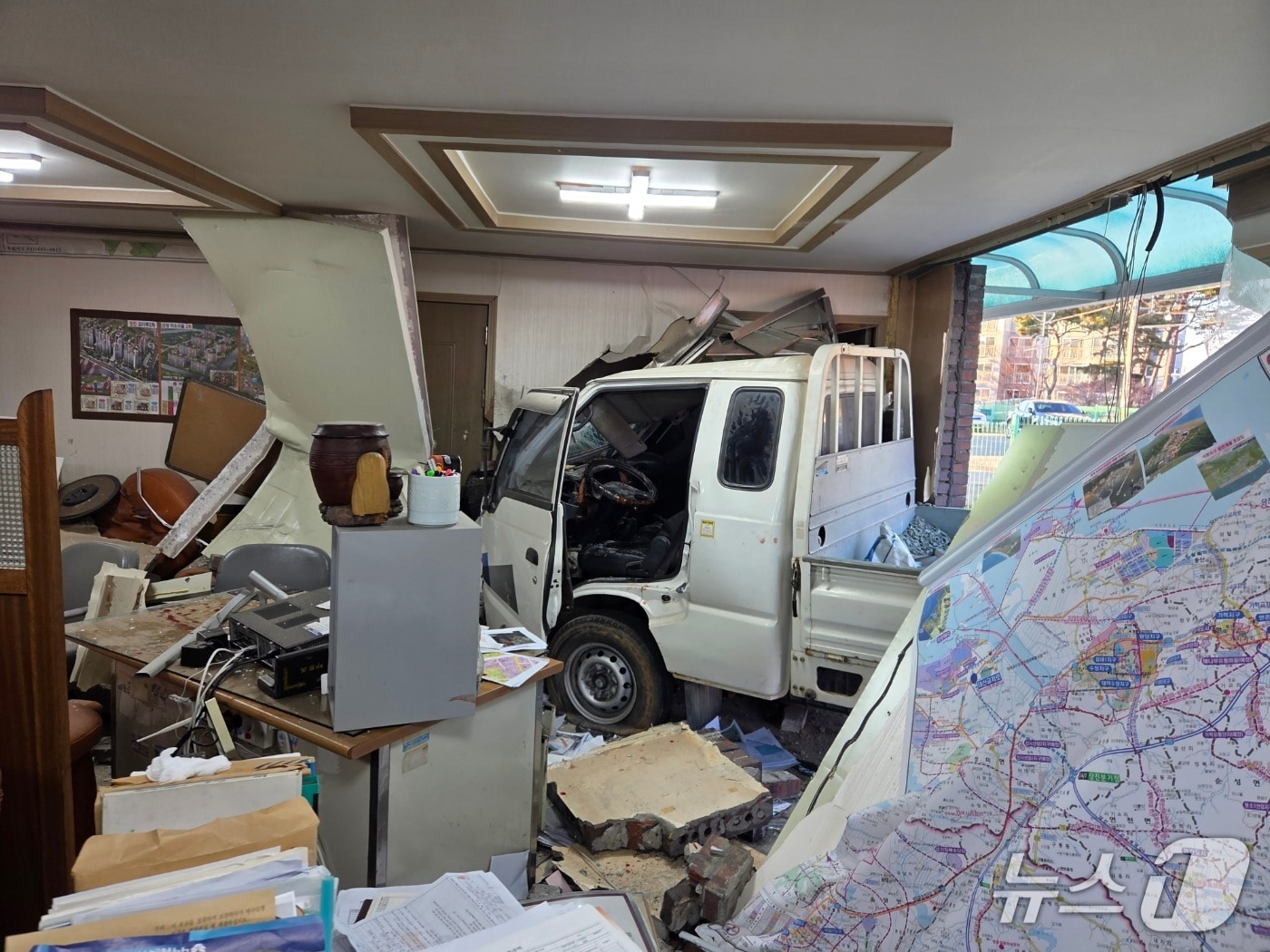  당진 신평면 사고 현장. &#40;당진소방서 제공, 재판매 및 DB금지&#41; / 뉴스1