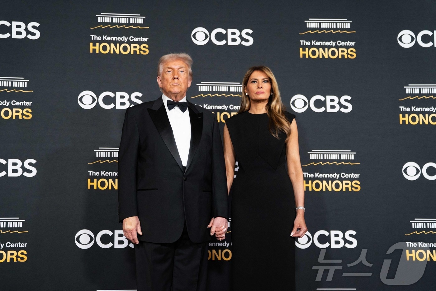 도널드 트럼프 미국 대통령이 7일(현지시간) 워싱턴 D.C. 케네디센터에서 열린 제48회 케네디센터 영예상(아너스) 갈라 행사에 참석했다. 2025.12.07 ⓒ AFP=뉴스1 ⓒ News1 최종일 선임기자