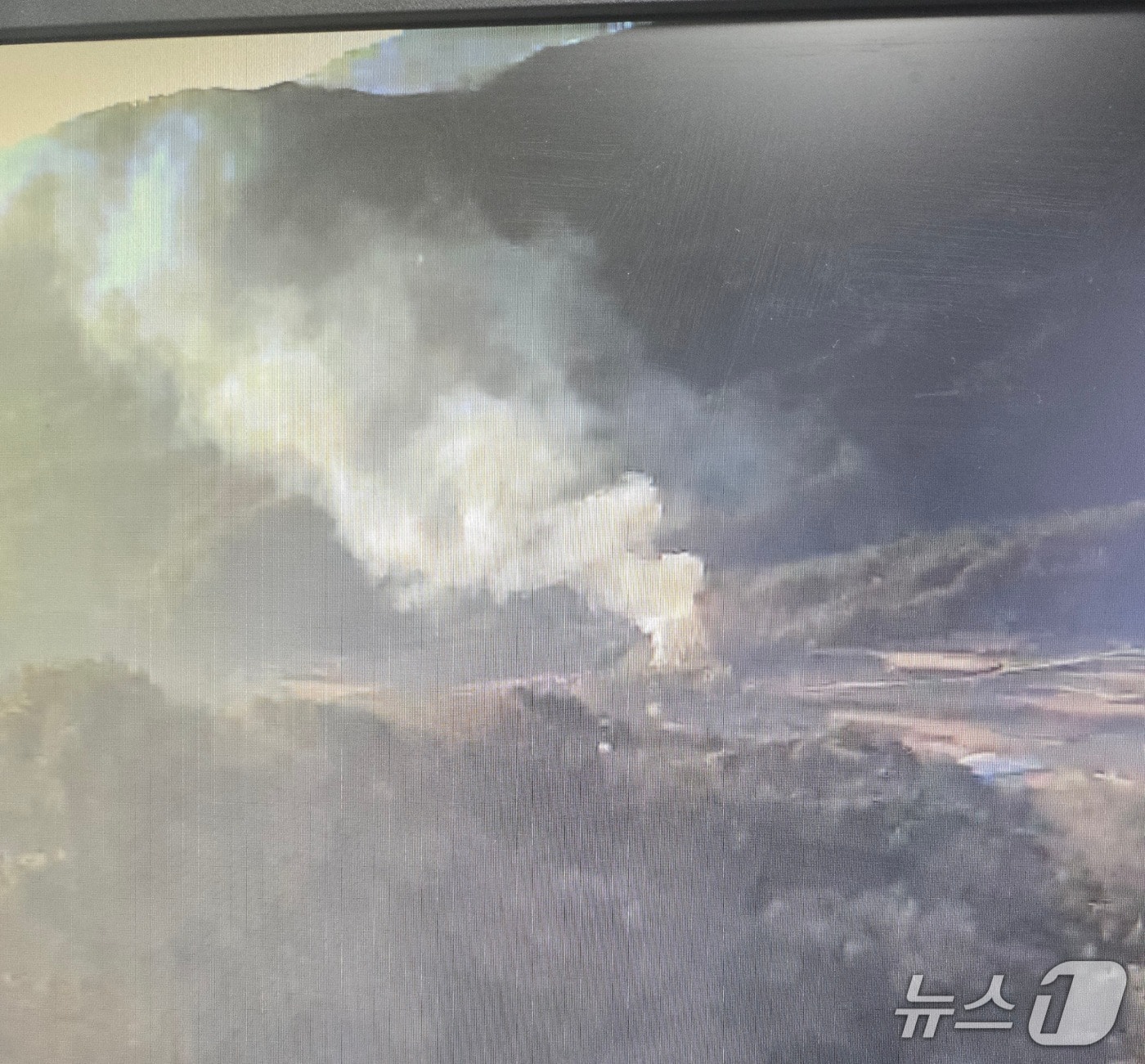 합천 산불 현장(산림청 제공. 재판매 및 DB금지). 2025.12.8