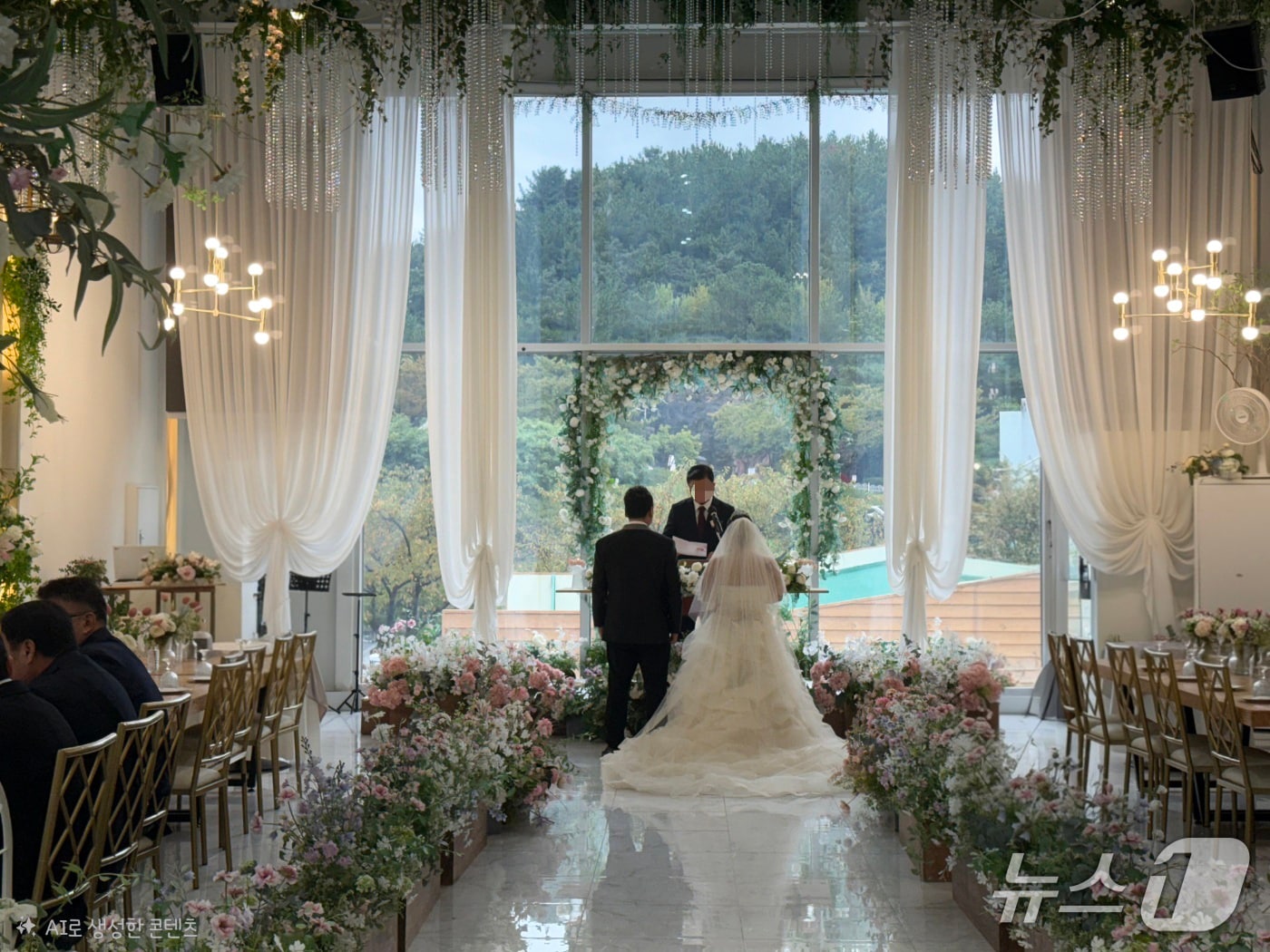 경북 포항시가 저출생 문제 해결과 합리적인 결혼문화를 확산을 위해 '작은 결혼식' 지원 대상자를 추가로 모집한다. (포항시 제공, 재판매 및, DB금지) 202512.9/뉴스1 