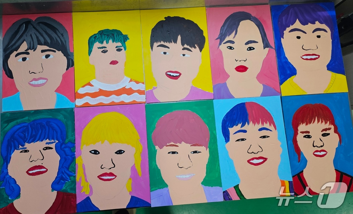 "굿즈·회화·공예까지"...강릉 장애예술인 작품전 11일까지 시청서 - 뉴스 썸네일 이미지