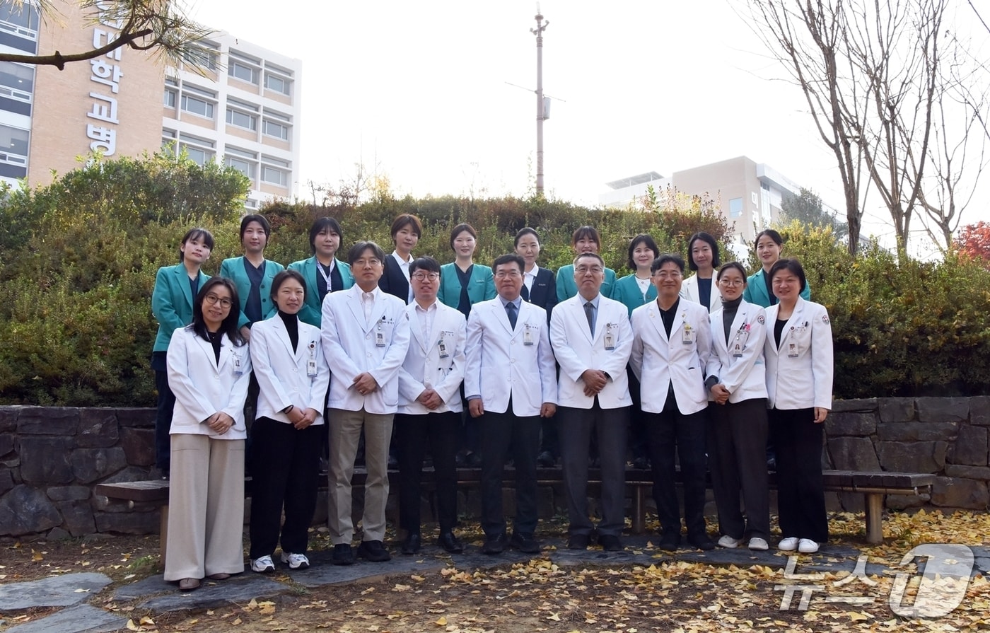 화순전남대병원 혈액내과 의료진.(화순전남대학교병원 제공. 재판매 및 DB 금지) 2025.12.9