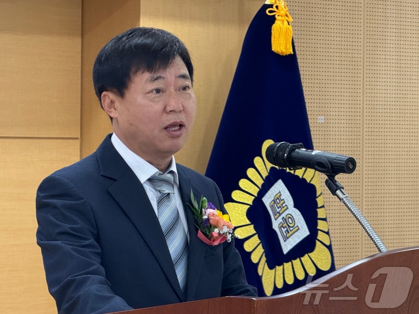 장용기 신임 광주지방법원장이 10일 오전 광주지법에서 열린 취임식에서 직원들에게 당부사항을 말하고 있다. 2025.2.10/뉴스1 ⓒ News1 최성국 기자