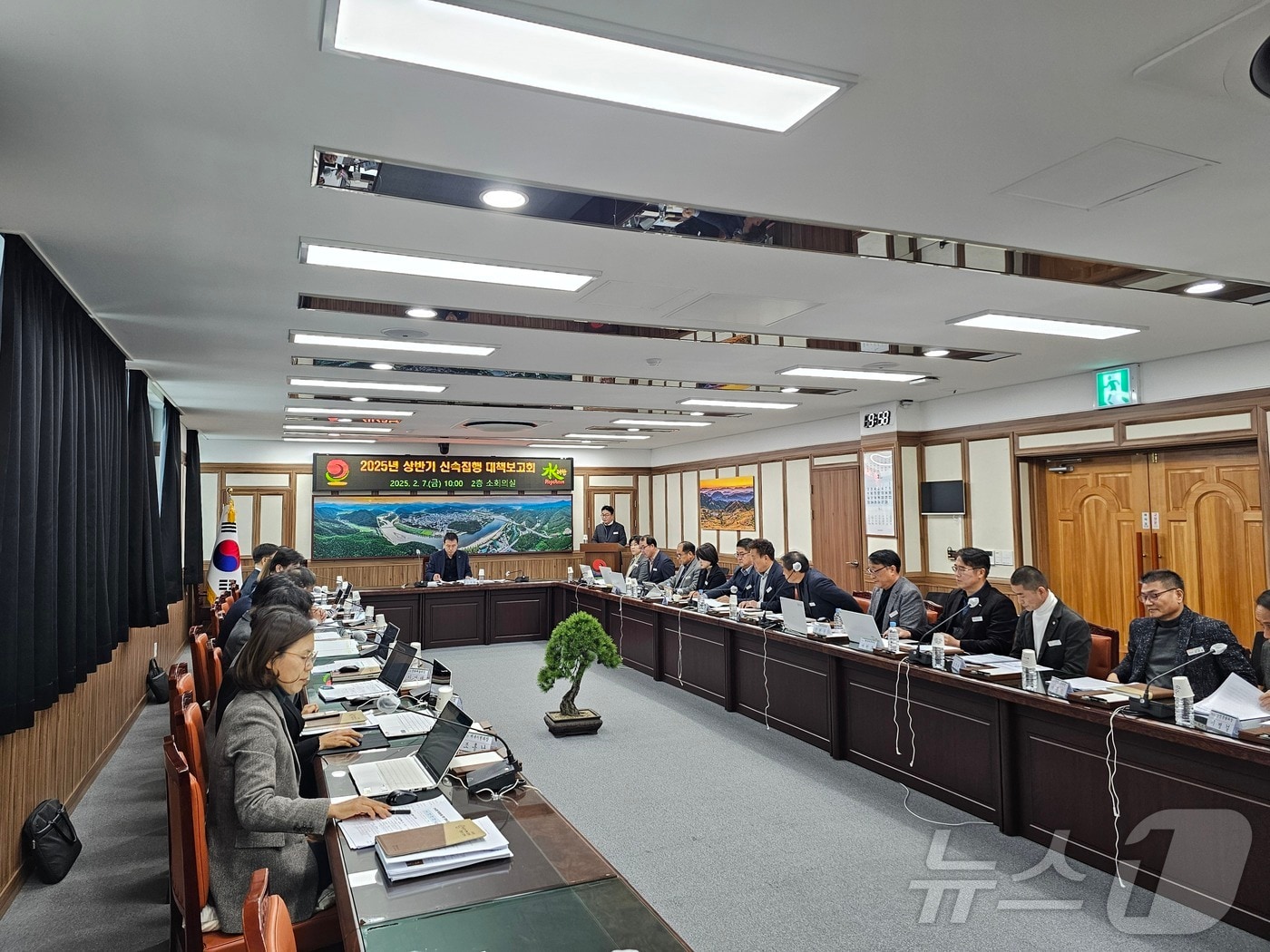 합천군의 ‘2025년 상반기 신속집행 대책보고회'(합천군 제공).