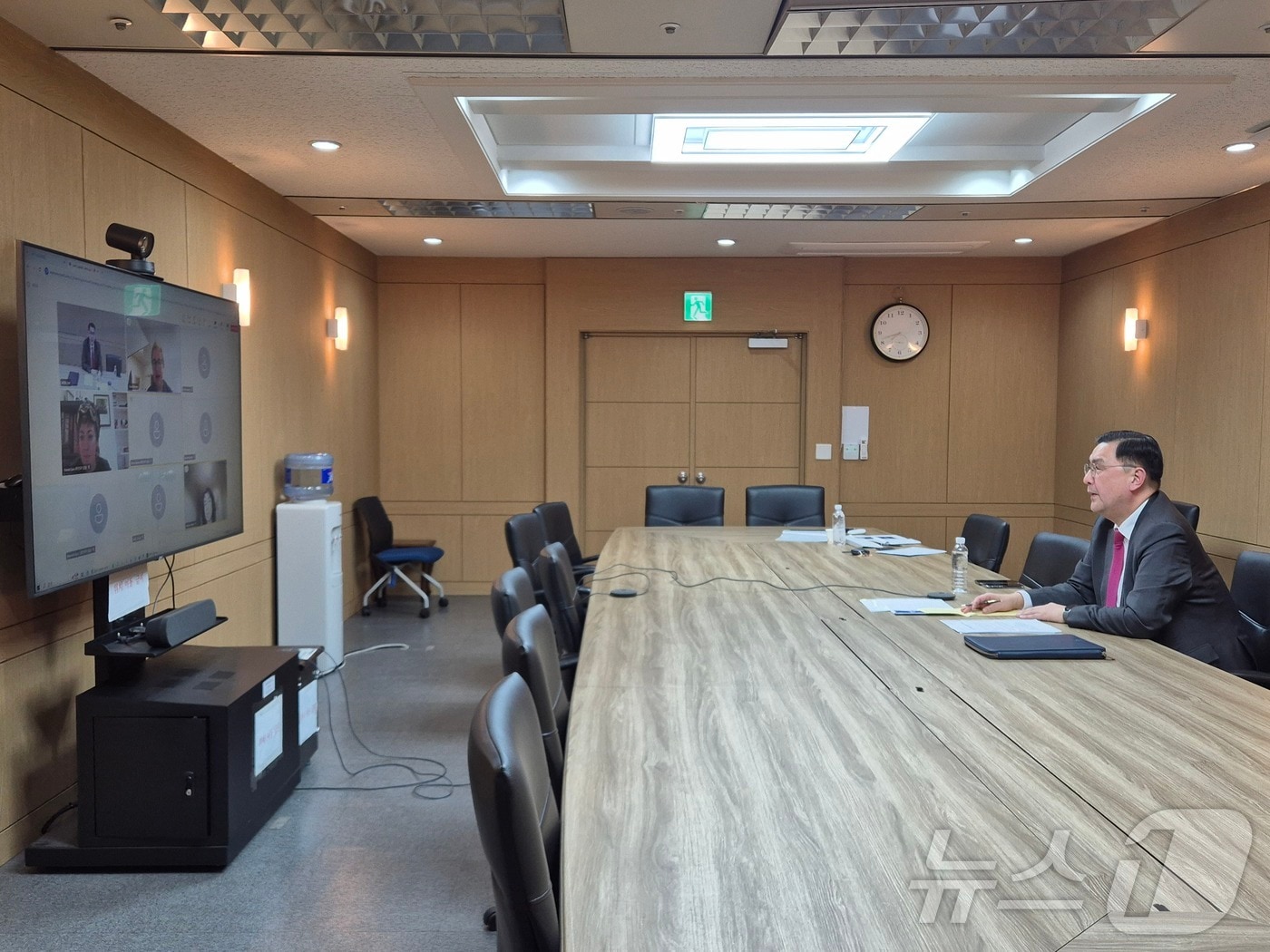 이경철 외교부 유엔 안전보장이사회 담당 고위대표가 영국 옥스퍼드대 외교학 과정(DSP)을 대상으로 화상 강연