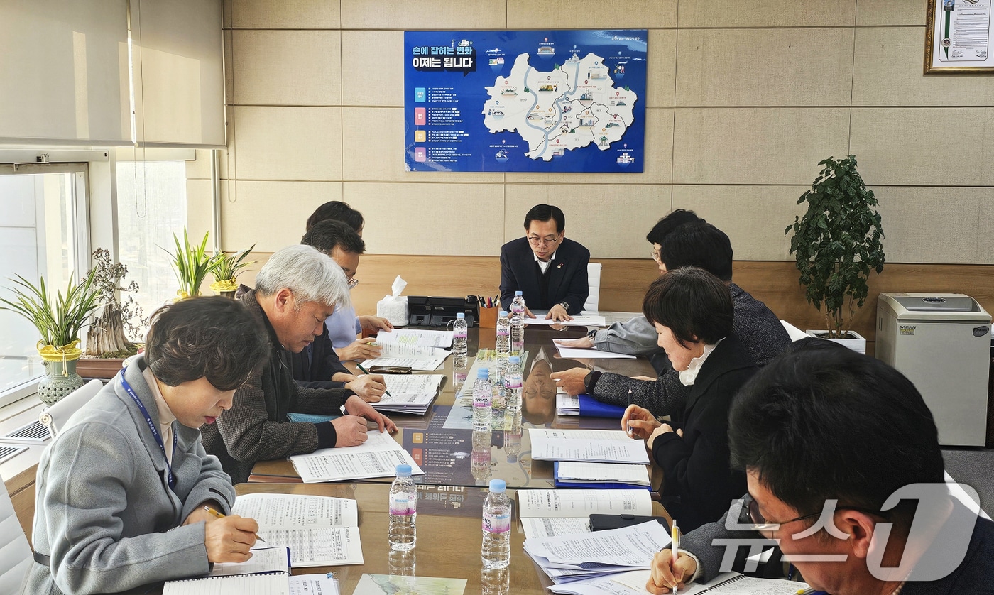 고광완 광주시 행정부시장이 11일 '지방재정 신속집행 보고회'를 열어 2025년 상반기 신속집행 제고방안을 논의하고 있다.(광주시 제공)2025.2.11/뉴스1 ⓒ News1 박준배 기자