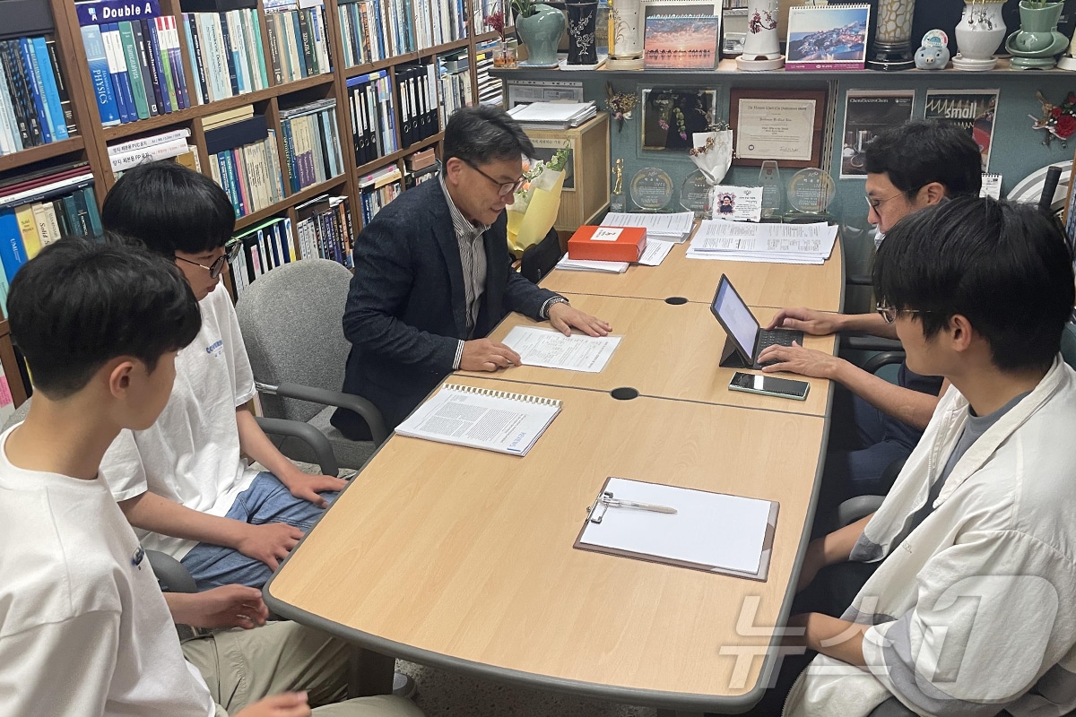 목원대에서 진행한 고교·대학연계 R&E 전공체험 프로그램 진행 모습.(목원대 제공)/뉴스1