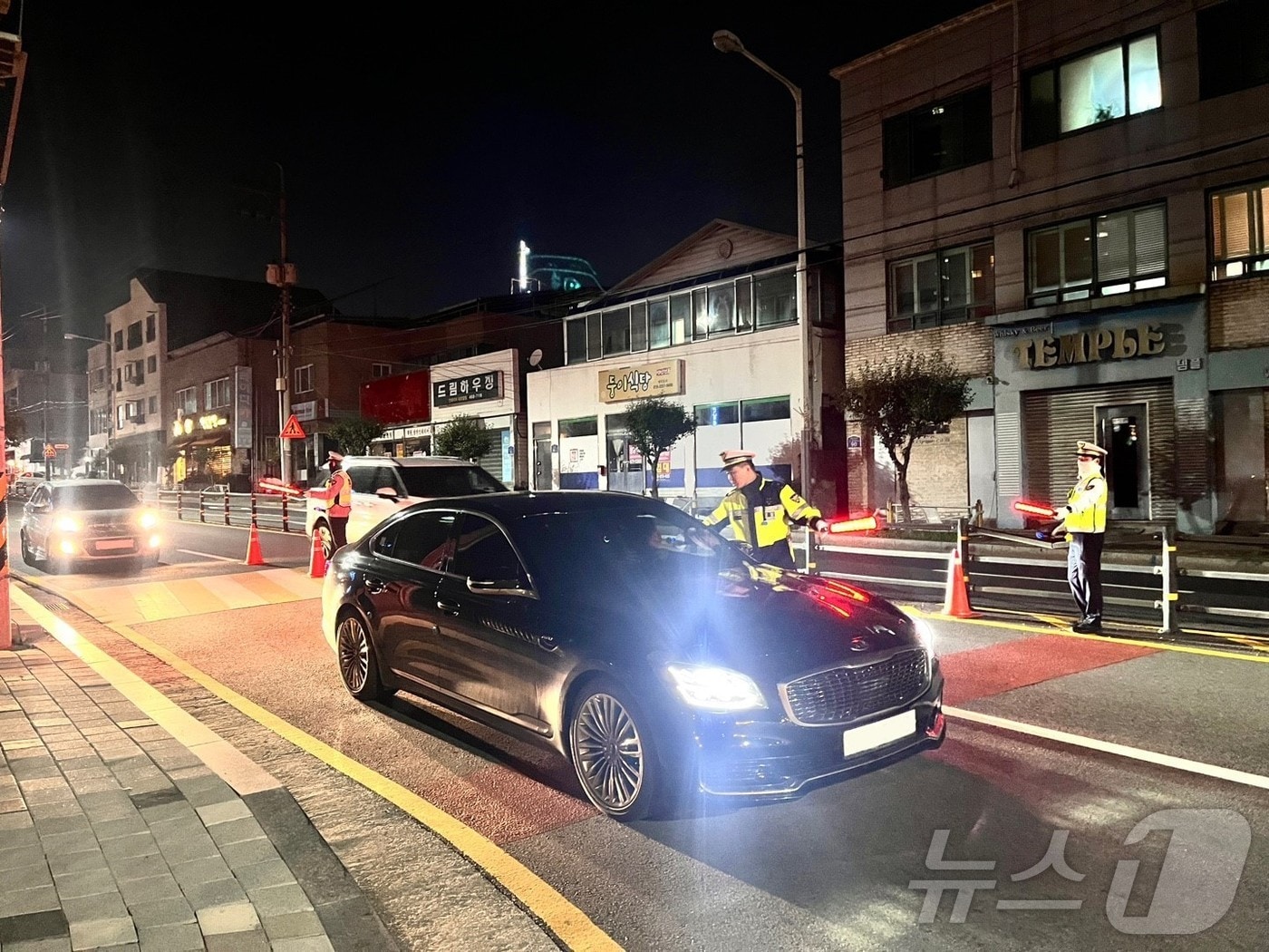 전북경찰청이 지난해 11월부터 1월까지 음주·마약운전 특별단속을 실시한 결과 음주운전 교통사고가 평년 대비 33.6% 감소한 것으로 나타났다.(전북경찰청 제공. 재판매 및 DB금지)/뉴스1