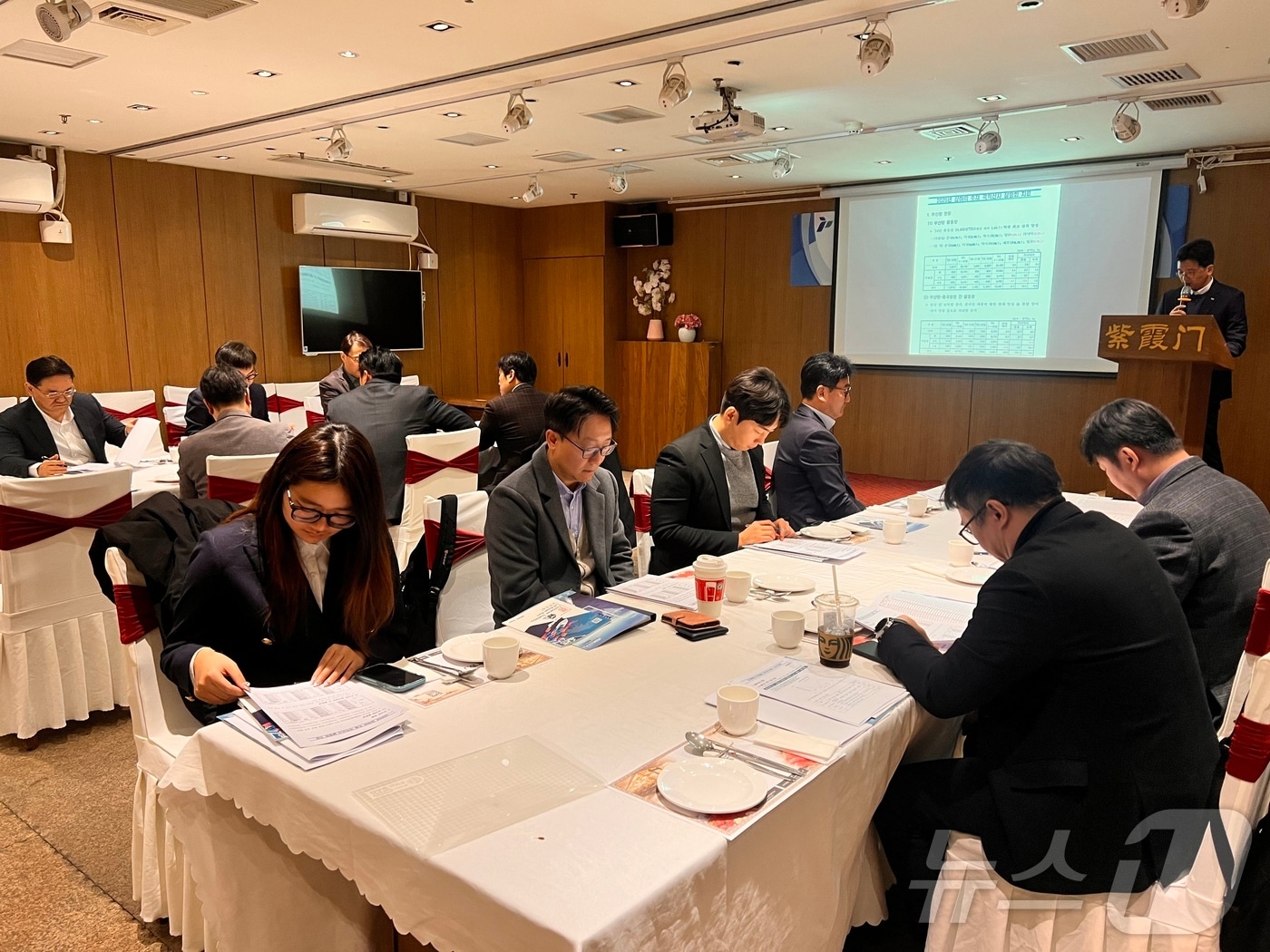 12일 중국 상하이에서 2025년 상반기 중국 주재 국적선사 초청 설명회가 진행되고 있다.(BPA제공. 재판매 및 DB금지)