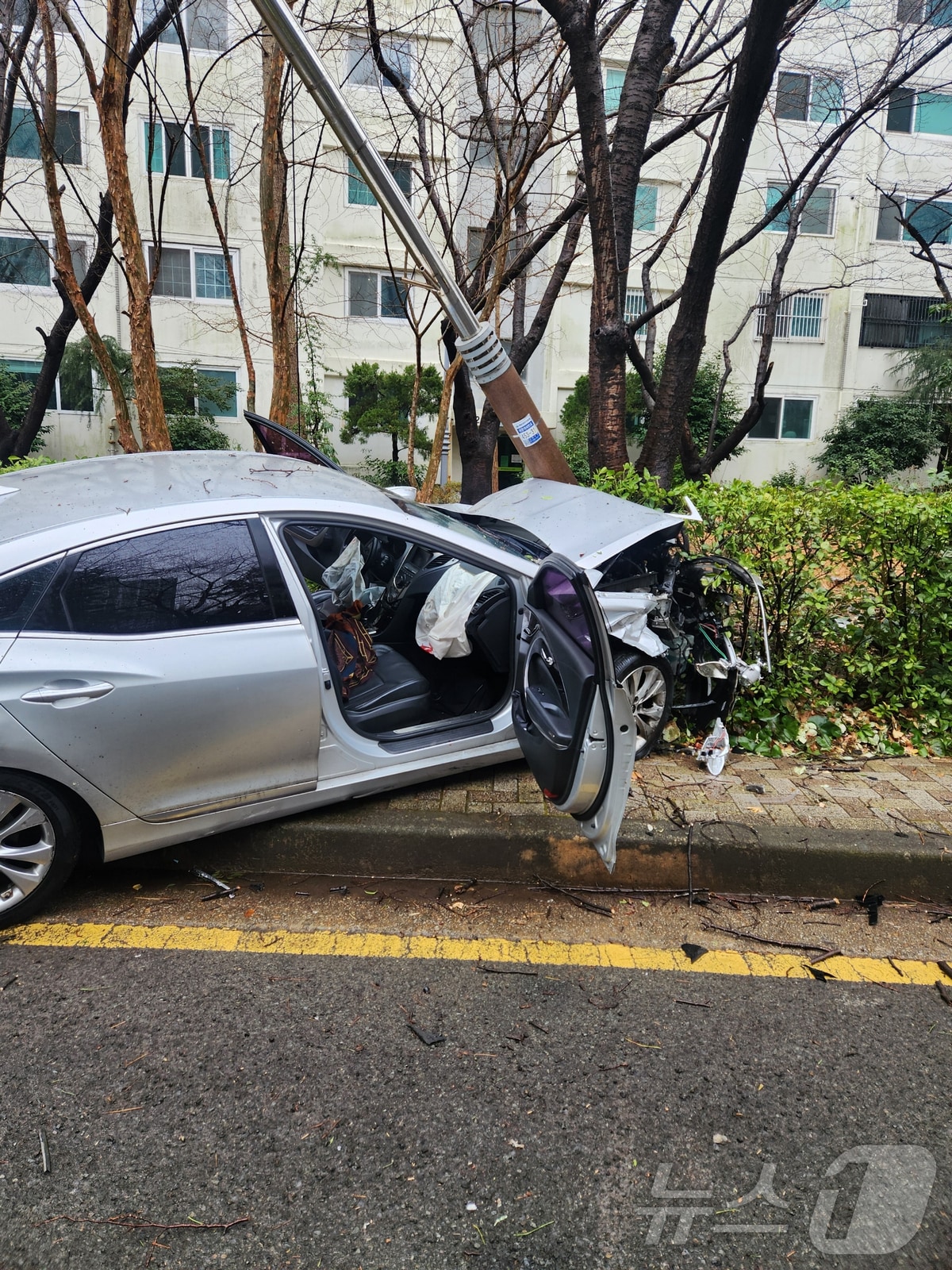 12일 부산 해운대구 우동 사고 현장(해운대경찰서 제공. 재판매 및 DB금지)