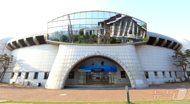 전주빙상경기장 전경(전주시설공단 제공, 재판매 및 DB 금지)/뉴스1