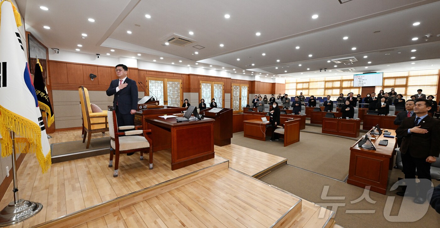 14일 울산 중구의회 본회의장에서 제270회 임시회 제1차 본회의가 열리고 있다. (울산 중구 제공. 재판매 및 DB 금지) /뉴스1