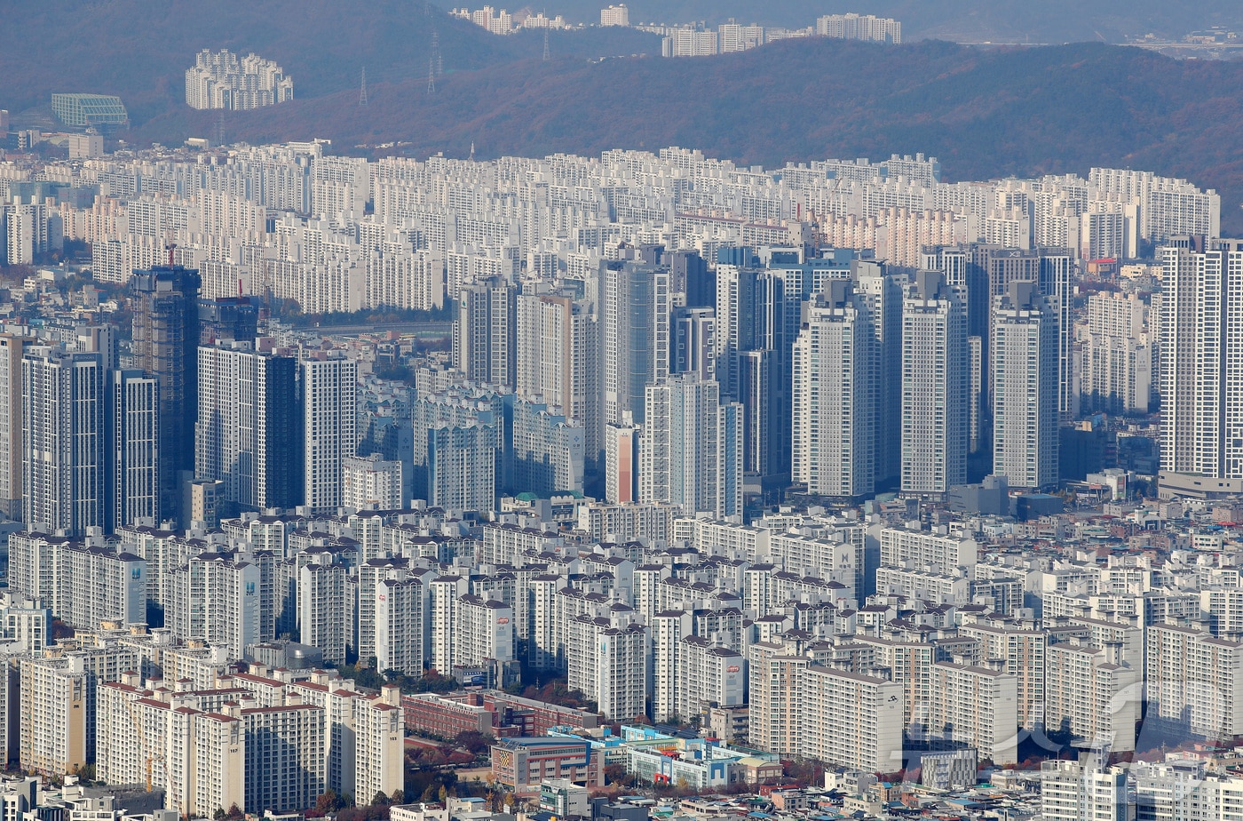 대구의 아파트 가격 하락세가 15개월째 이어졌다. 사진은 대구 도심 전경.(사진은 기사 내용과 무관함) ⓒ News1 DB