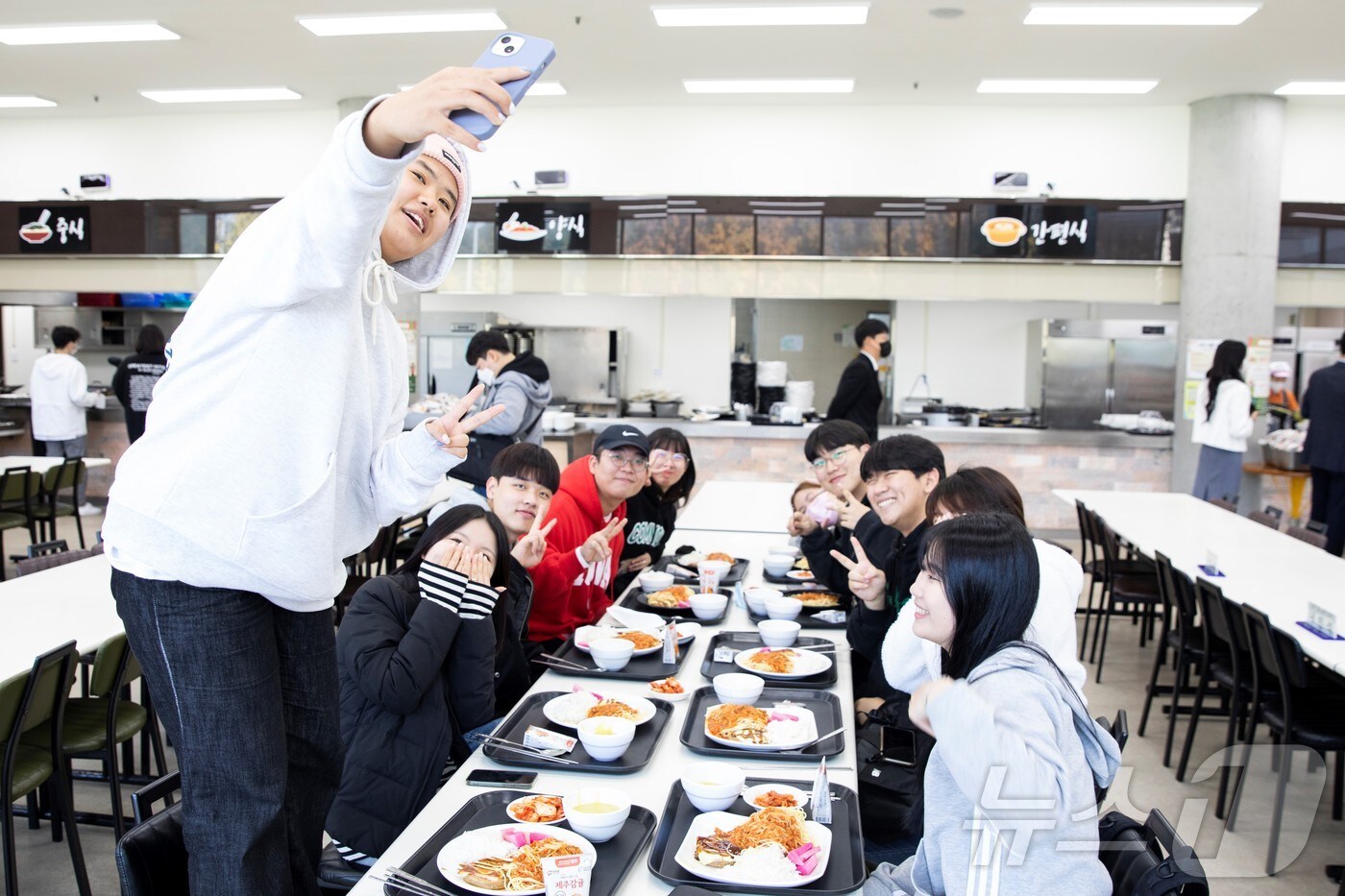 배재대 학생들이 학생식당에서 식사하는 모습. &#40;배재대 제공.재판매 및 DB금지&#41;/뉴스1
