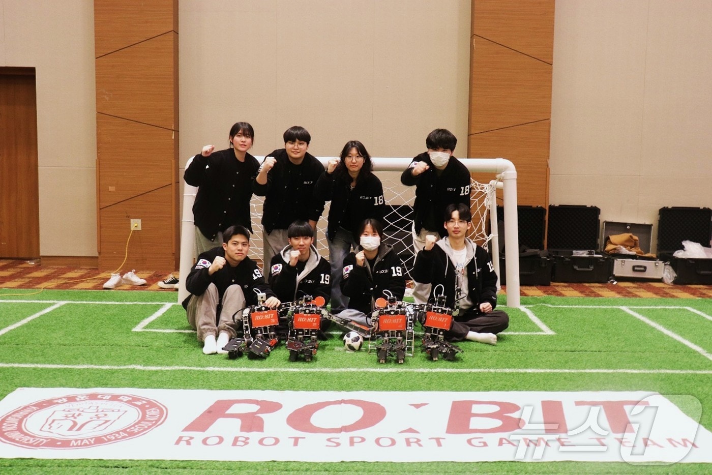 광운대 로봇게임단 '로빛(RO:BIT)' 휴머노이드팀. (광운대 제공)
