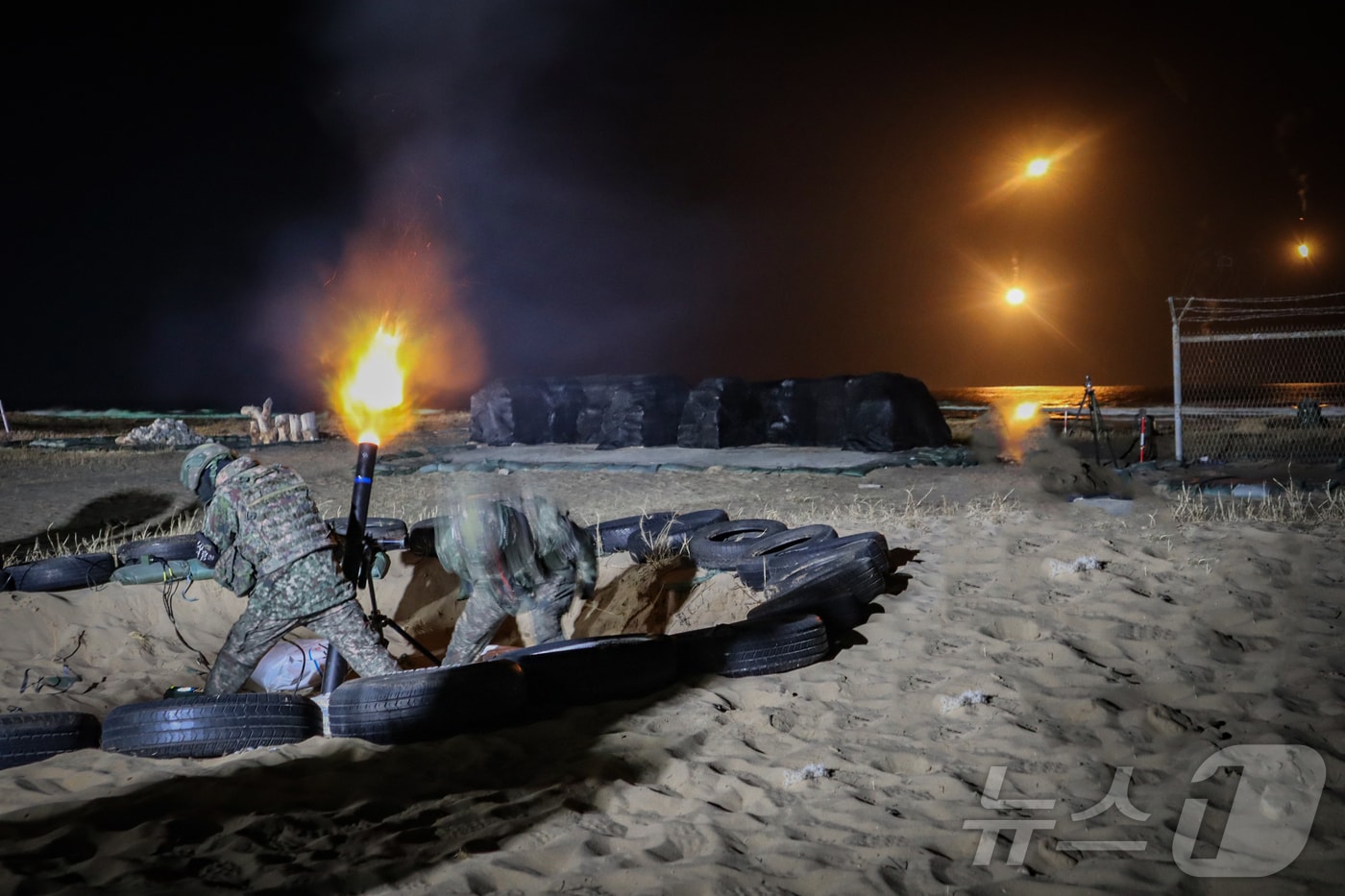 지난 17~20일 강원 고성·속초·양양 일대에서 진행한 육군 제22보병사단 혹한기 전술훈련 모습.(사단 제공, 재판매 및 DB 금지) 2025.2.20/뉴스1 ⓒ News1 윤왕근 기자