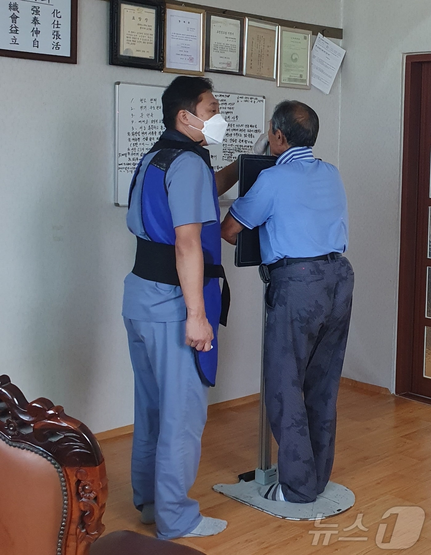 괴산군보건소 결핵 검진 모습/뉴스1