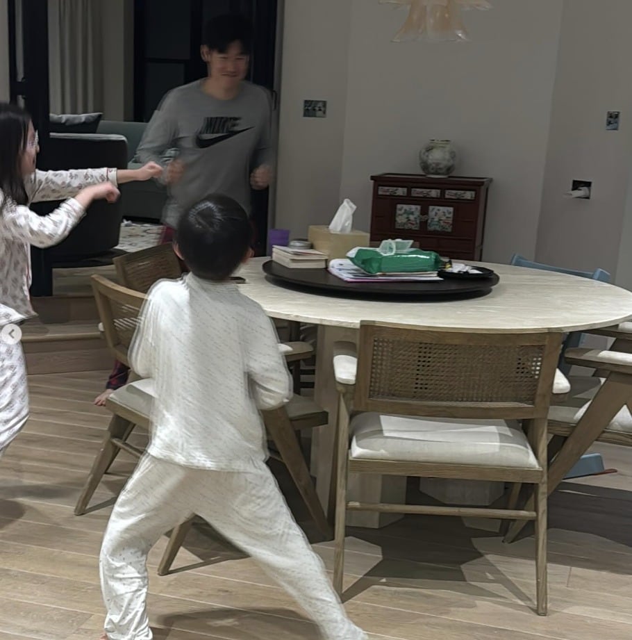 방송인 김민지 인스타그램