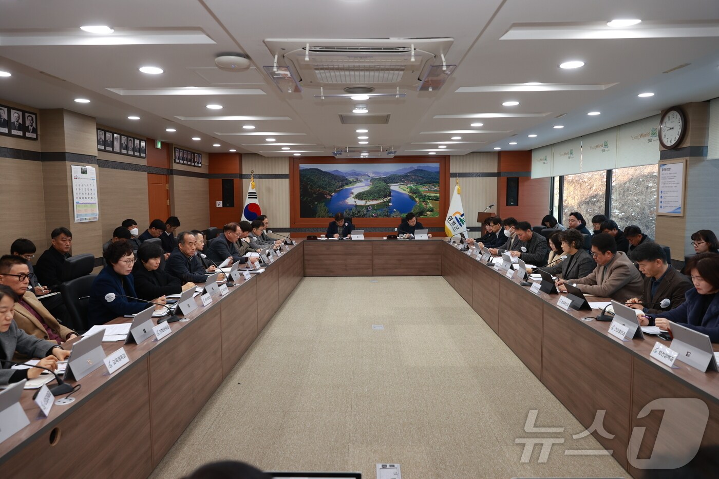 강원 영월군이 24일 군청 상황실에서 '2026년도 국‧도비 확보 보고회'를 열었다. (영월군 제공. 재판매 및 DB금지) 2024.2.24/뉴스1