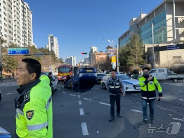 사고현장(인천소방본부제공.재판매 및 DB금지)