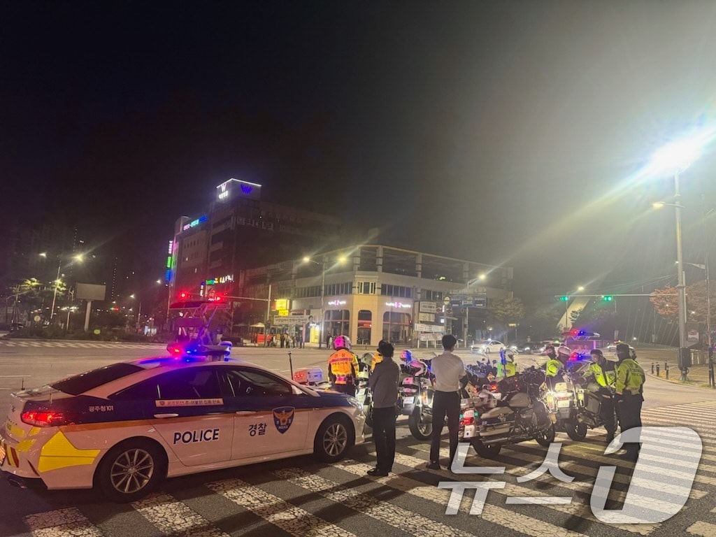 광주 경찰 폭주·난폭운전 이륜차 특별단속 자료사진.(광주경찰청 제공. 재판매 및 DB금지)