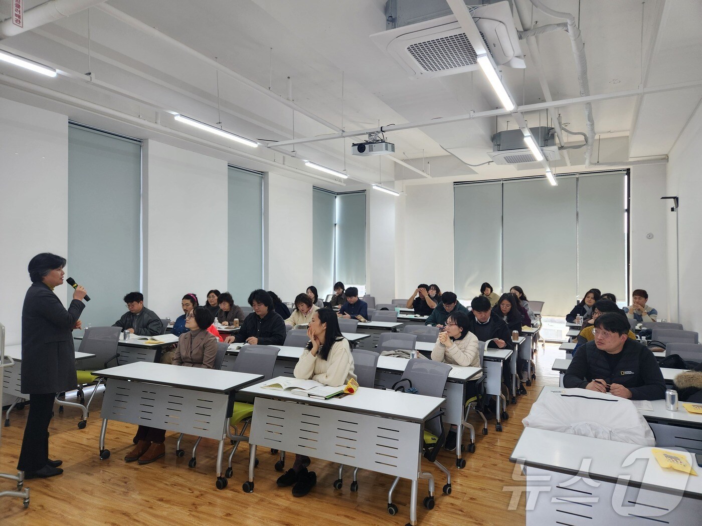 지난 26일 열린 행복교실 운영 내실화를 위한 협의회.(제주도교육청 제공. 재판매 및 DB 금지)