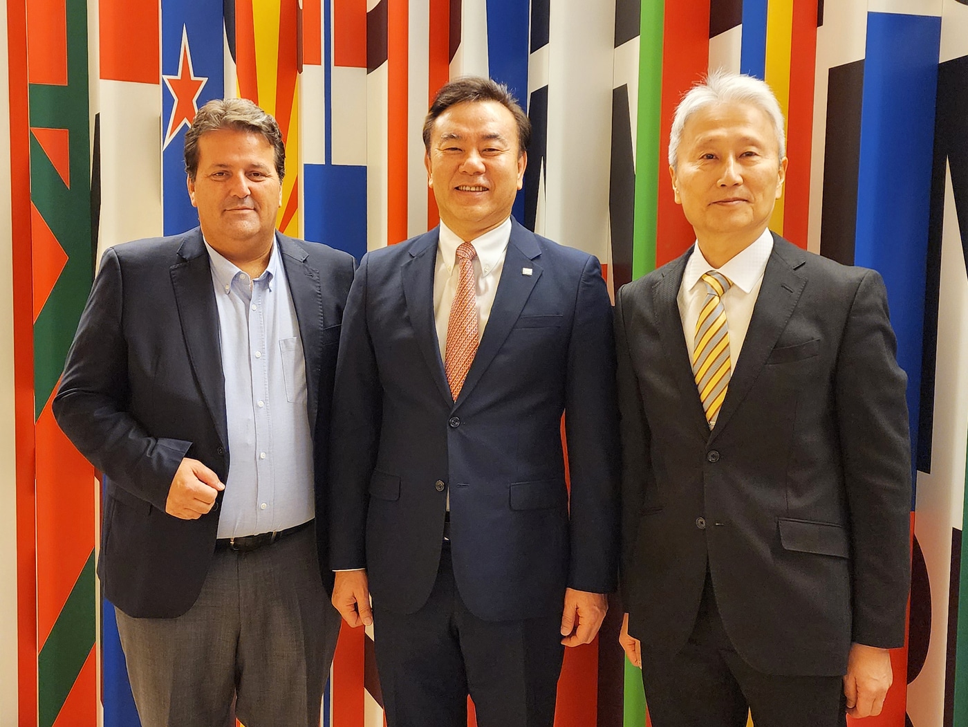 좌측부터 Alejandro Lopez IADI 의장 (아르헨티나 예보 사장), 유재훈 예금보험공사 사장, Hidenori Mitsui 전임 아태지역위원장 (일본예보 사장) (예금보험공사 제공)