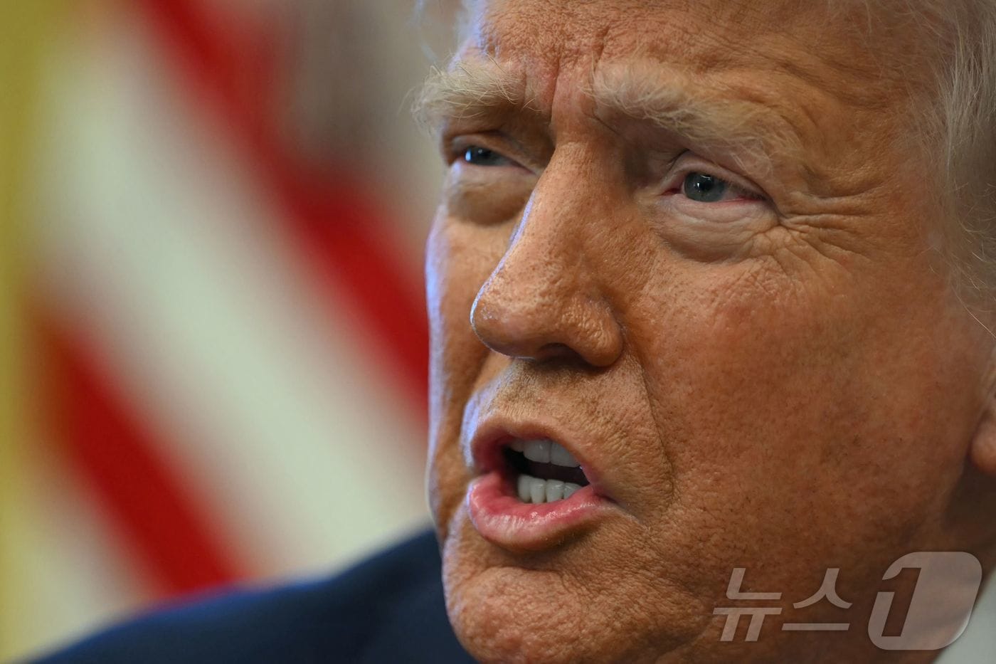 도널드 트럼프 미국 대통령이 4일(현지시간) 워싱턴 백악관에서 유엔 인권이사회와 유엔 팔레스타인 난민구호기구(UNRWA)에서 탈퇴하는 행정명령에 서명을 한 뒤 "유엔은 솔직히 제대로 운영되지 못하고 있다＂고 밝히고 있다. 2025.02.05 ⓒ AFP=뉴스1 ⓒ News1 우동명 기자