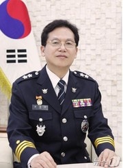 김철문 경북경찰청장(58·간부후보생 41기)이 7일 단행된 경찰고위직 인사에서 전북경찰청에 내정됐다.(전북경찰청 제공) 2025.2.7/뉴스1