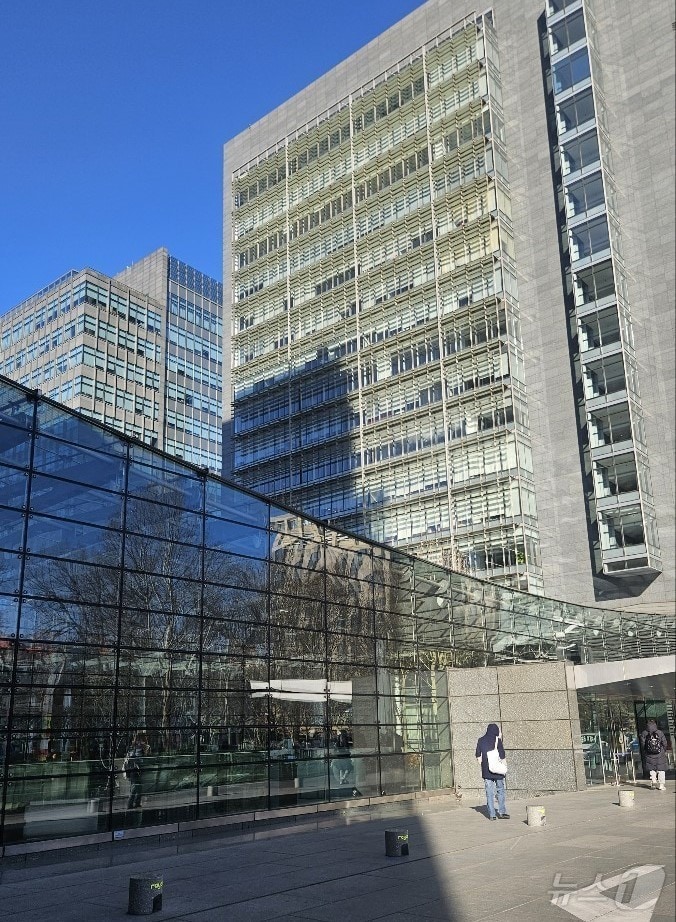 "딥시크 윗층 살면서 투자 대박 놓쳤다"...어느 벤처캐피탈의 한탄 - 뉴스 썸네일 이미지