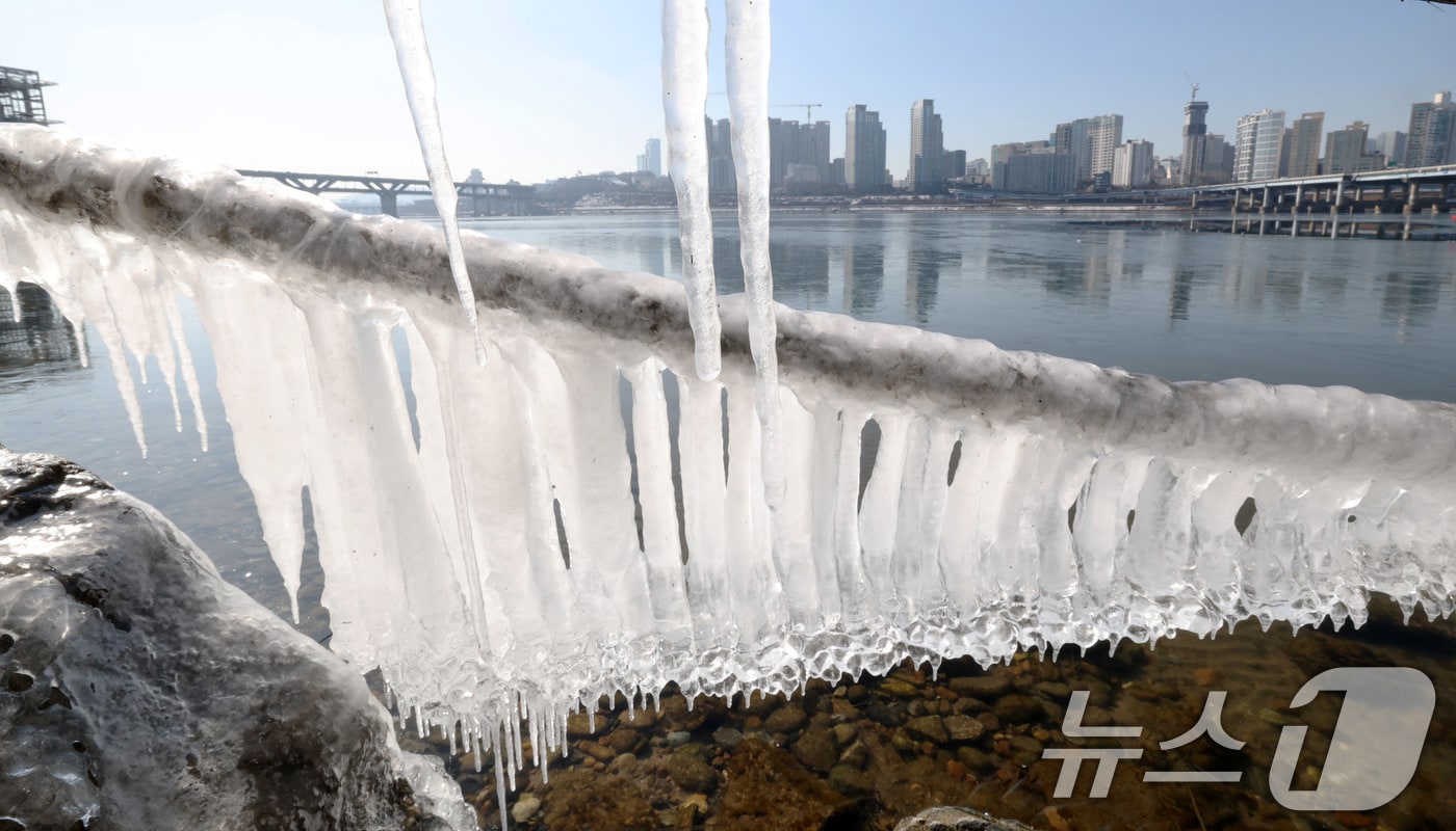 고드름(사진은 기사 내용과 무관함) / 뉴스1 ⓒ News1