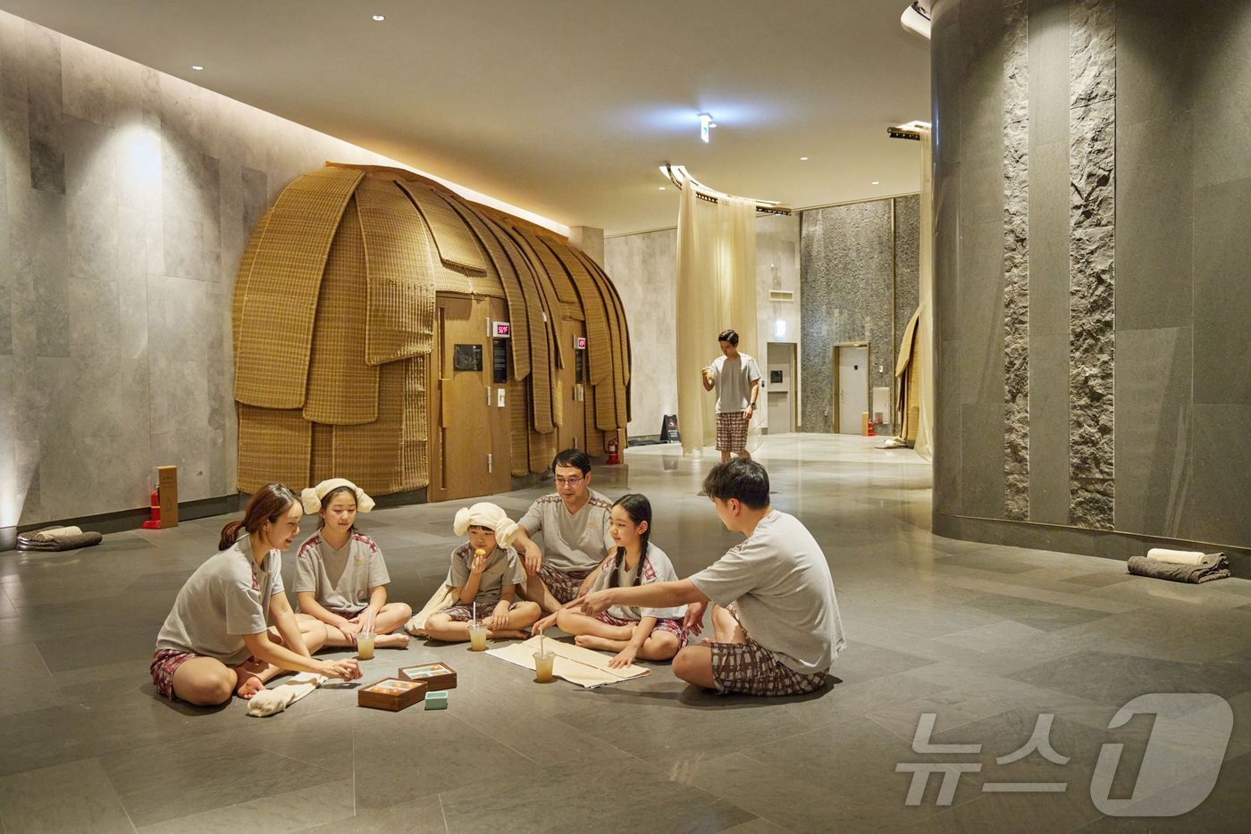 제주 드림타워 복합리조트 내 그랜드 하얏트 제주의 찜질 스파.(롯데관광개발 제공)