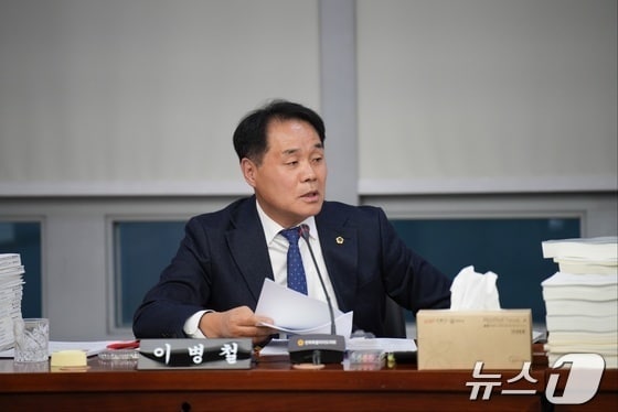 이병철 전북도의원이 전국 최초로 디지털교과서 활용 조례안을 발의한다.(의회제공. 재판매 및 DB금지)2025.3.11/뉴스1
