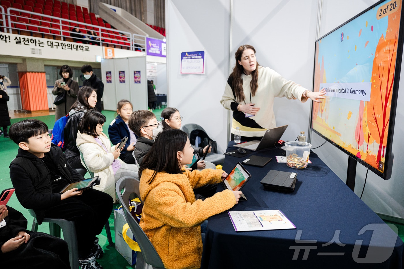 경북교육청이 14일 신학기를 맞아 도내 471개교에 198명의 원어민 영어 보조교사를 배치했다고 밝혔다. ⓒ News1 김대벽기자