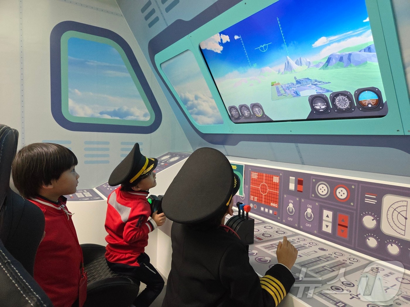 강원특별자치도유아교육원 도담체험관 이용하는 어린이들.(도유아교육원 제공, 재판매 및 DB금지원