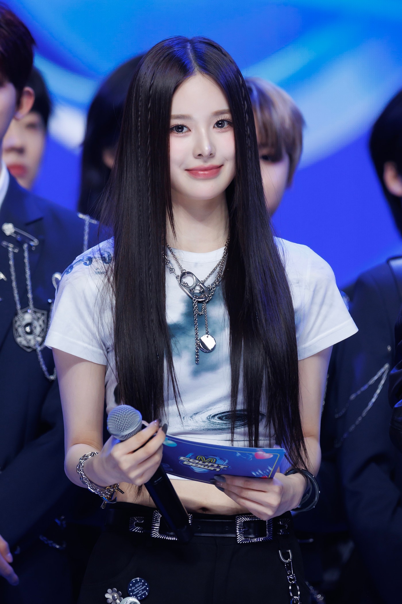 이즈나 방지민(웨이크원 제공)