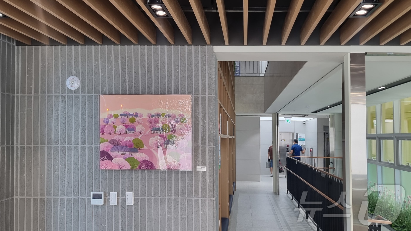 대구서구문화회관은 오는 4월11일까지 지역작가 미술품 대여사업 공모를 실시한다.(대구서구문화회관 제공.재판매 및 DB 금지)