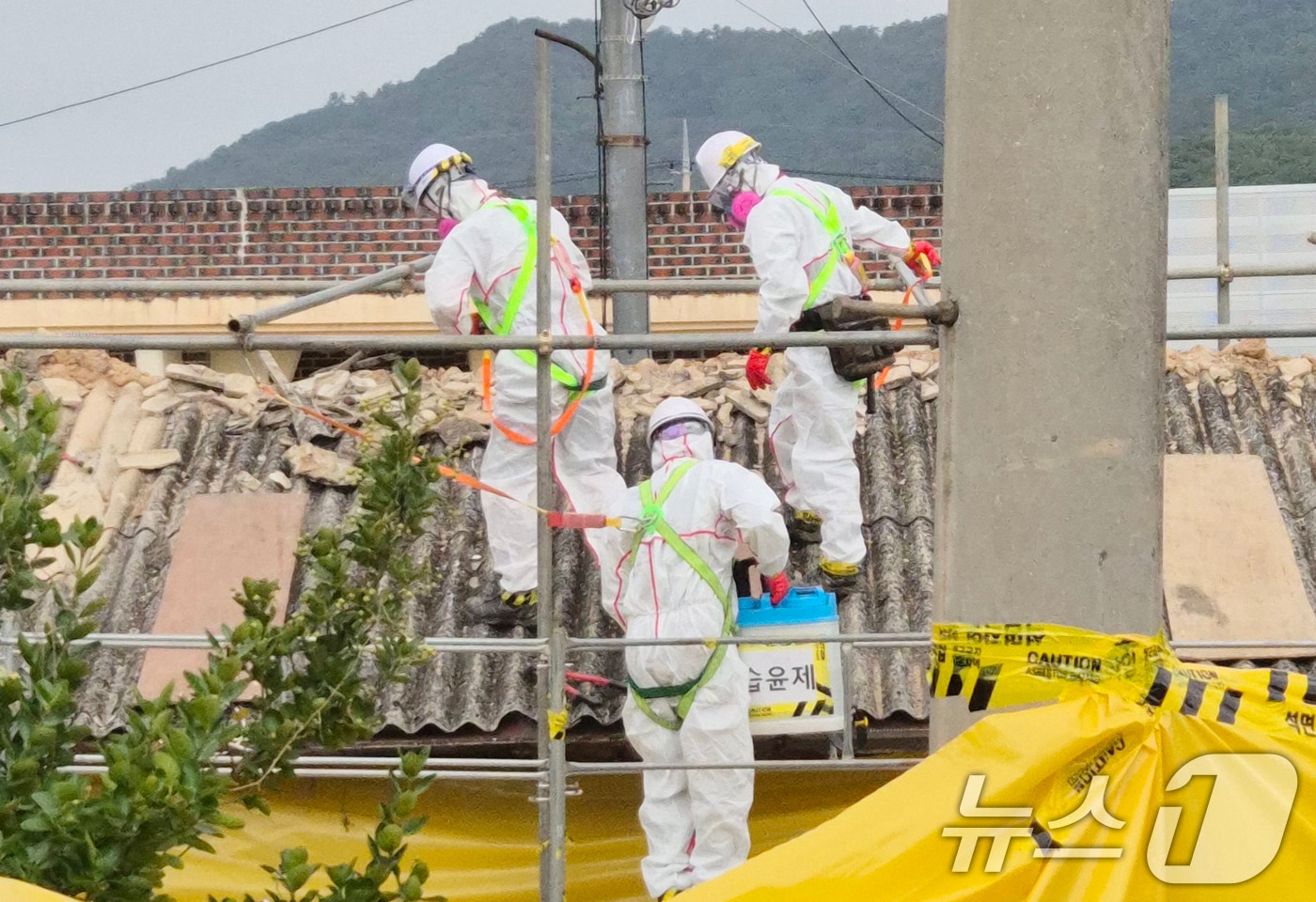 광주시 석면 슬레이트 처리 지원 사업.&#40;광주시 제공. 재판매 및 DB 금지&#41; 2025.3.24/뉴스1 